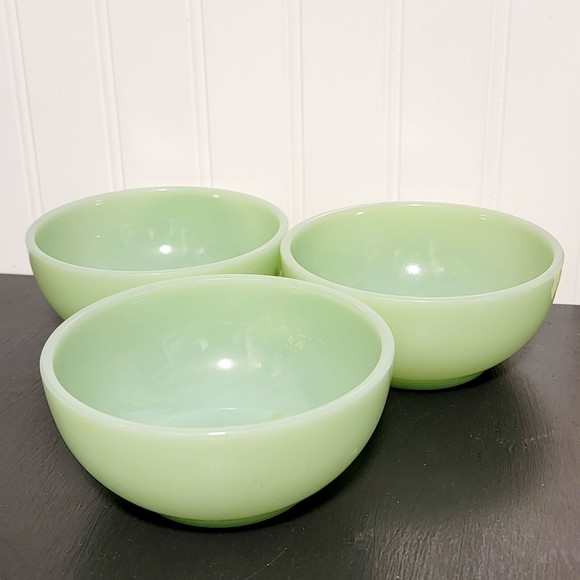 Set Of 3‎ Fire King Jadeit Mint Green Round Shape Dishwasher Safe Serving Bowl - Picture 1 of 5